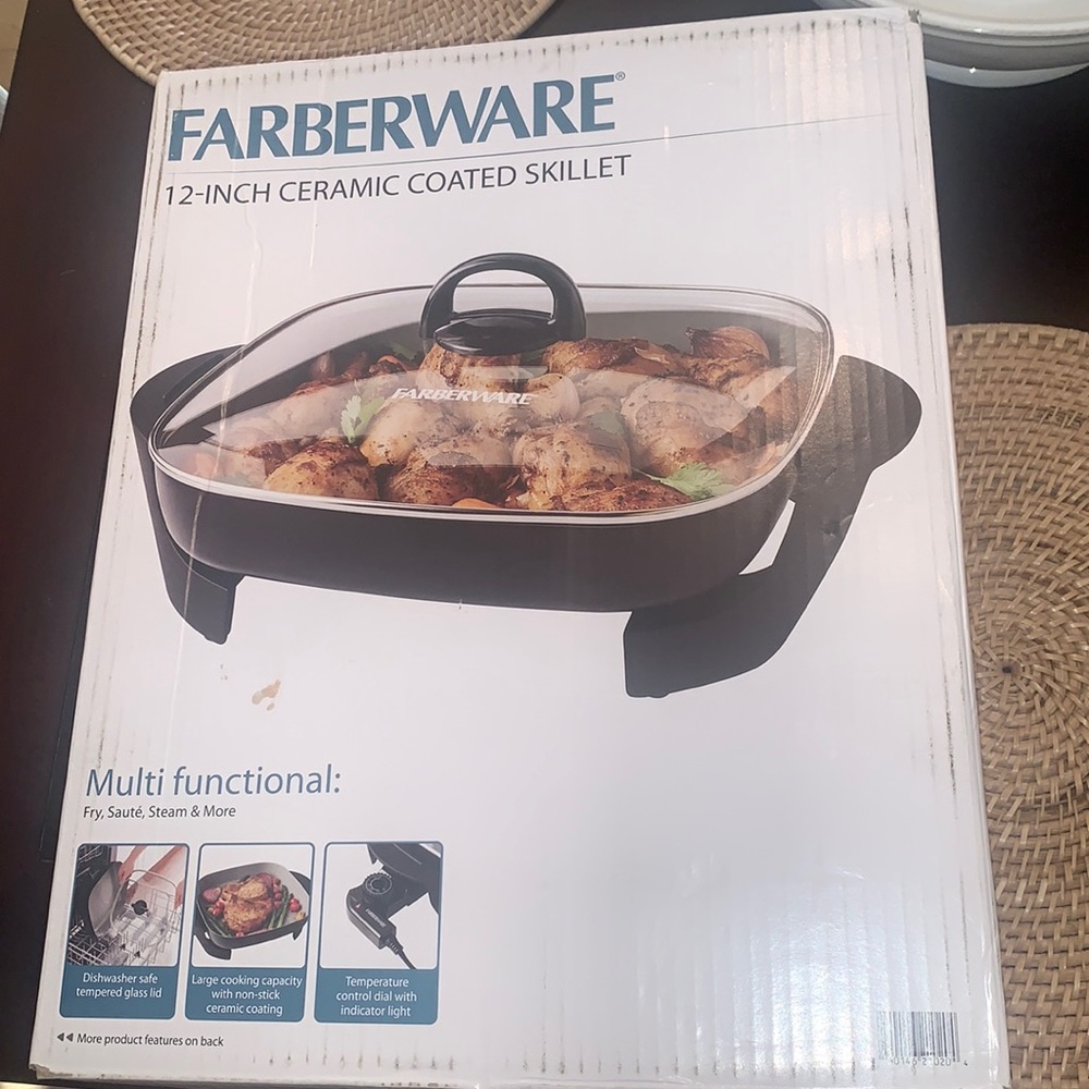Farberware Ceramic Coated Skillet
